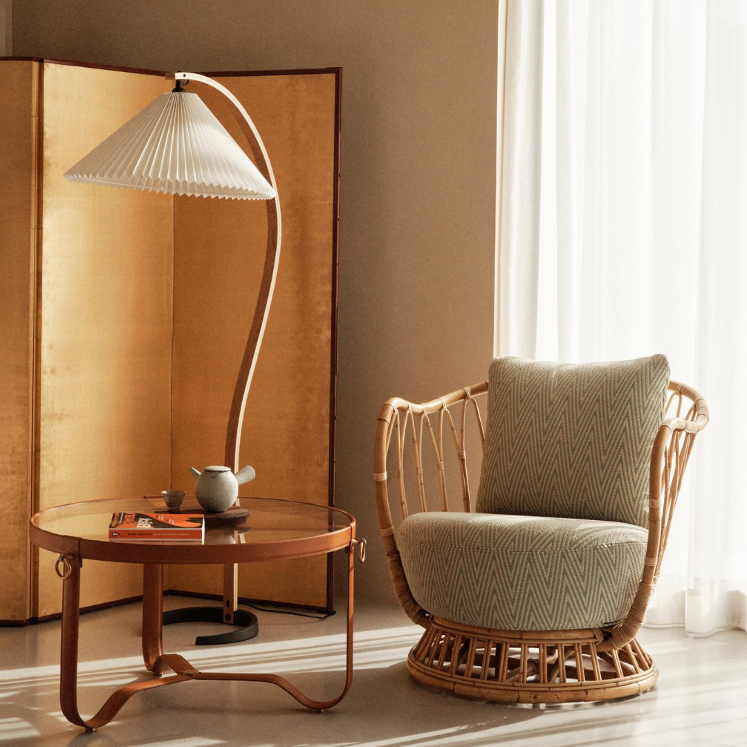 Viaro Wood Floor Lamp