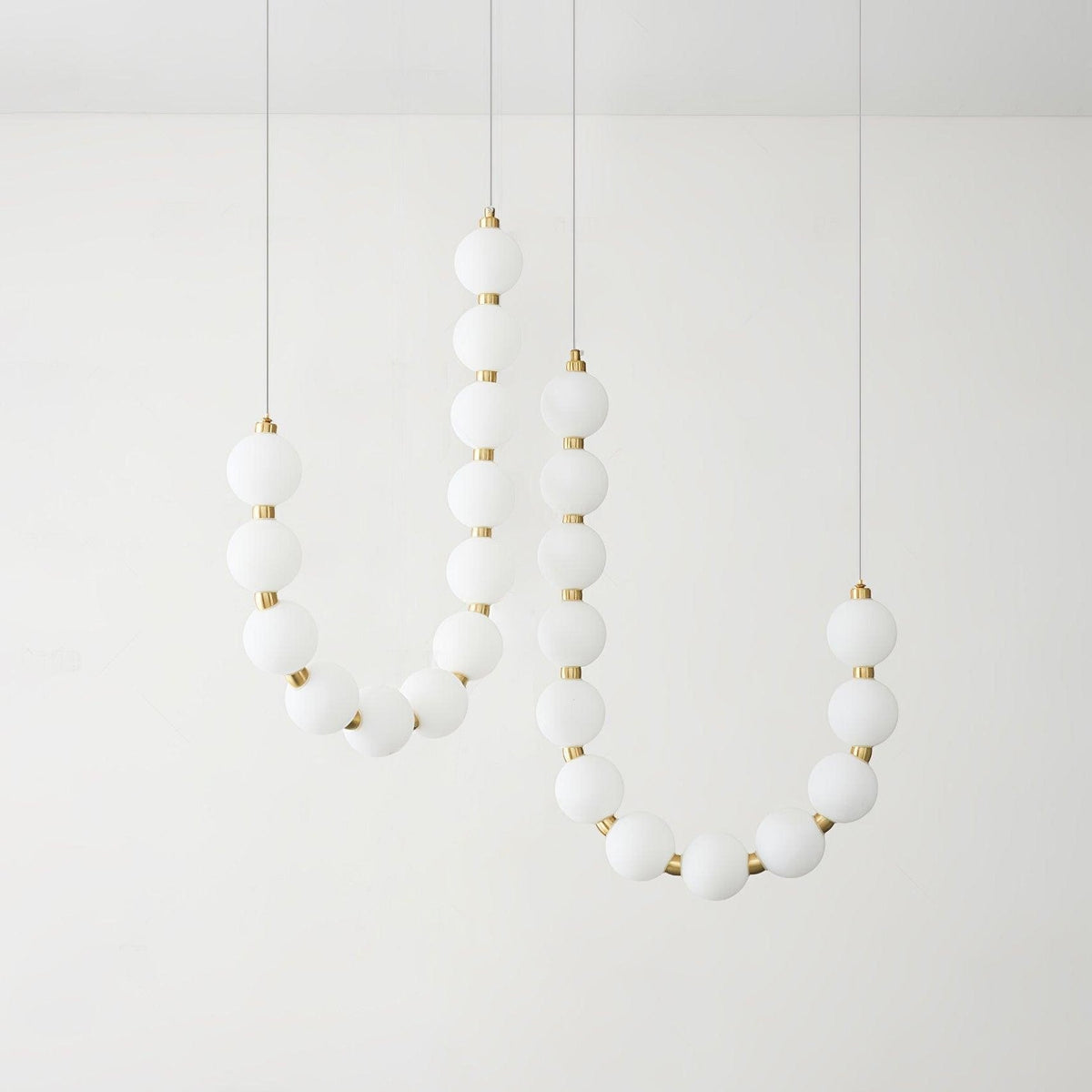 Eamo Modernl Chandelier