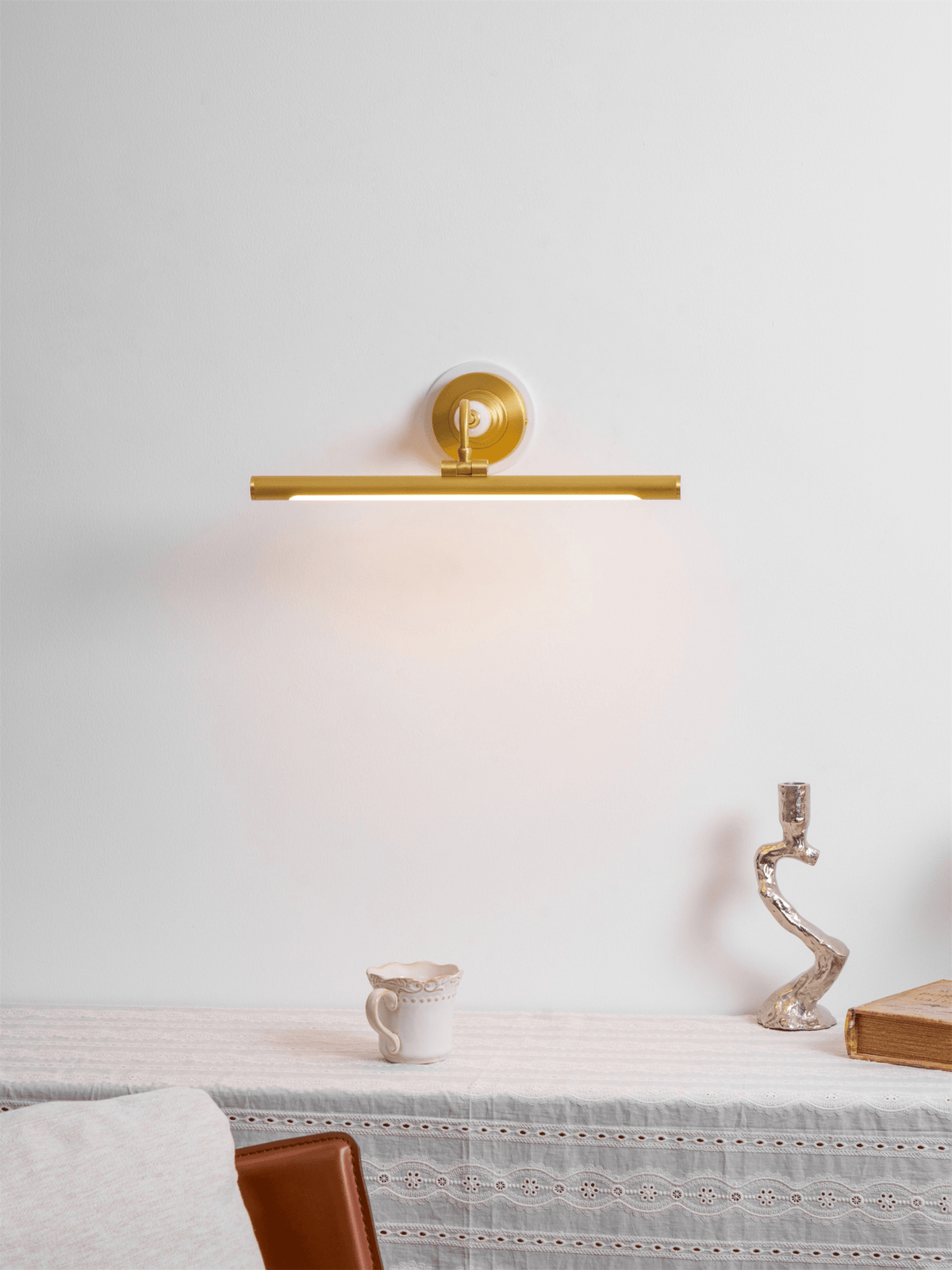 Havenview Art Linear Indoor Wall Light