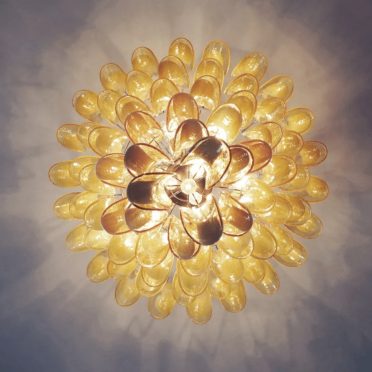 Tessa Glass Petals Pendant Lamp