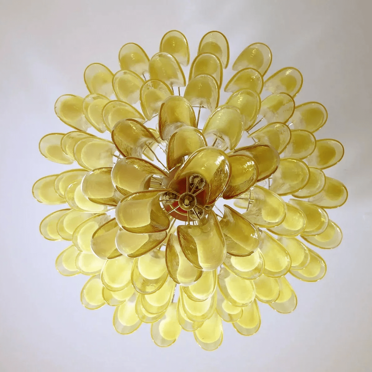 Tessa Glass Petals Pendant Lamp