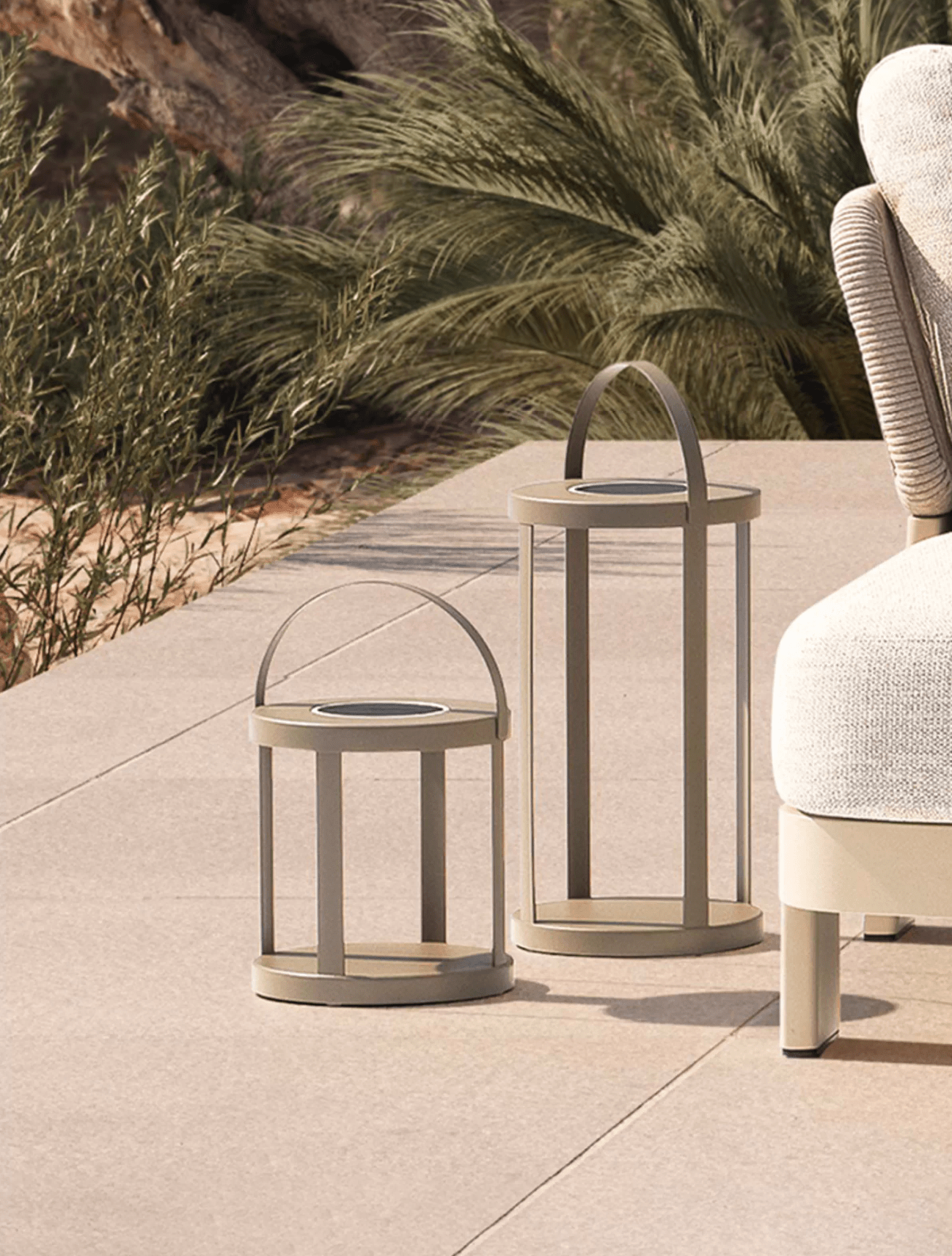 Rivalina Lantern Outdoor Light