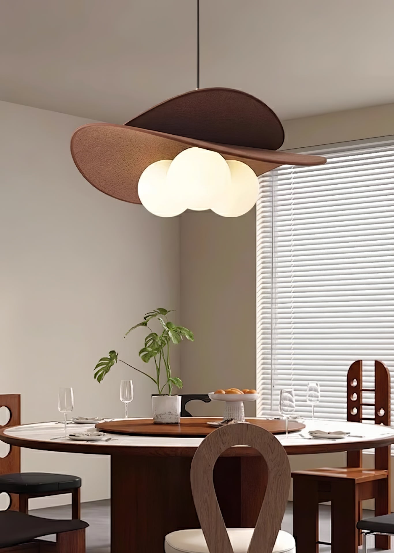 Flintis Petals Chandelier