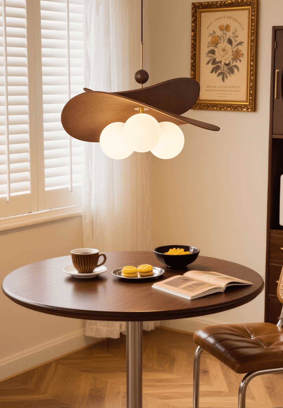 Flintis Petals Chandelier