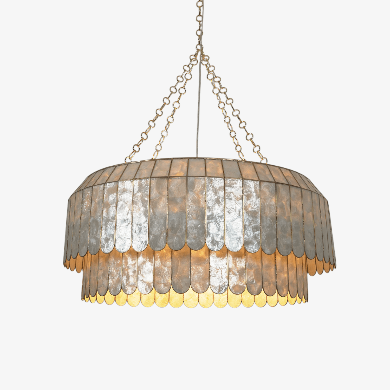 Holz Gold Shell Metal Aurelia Chandelier