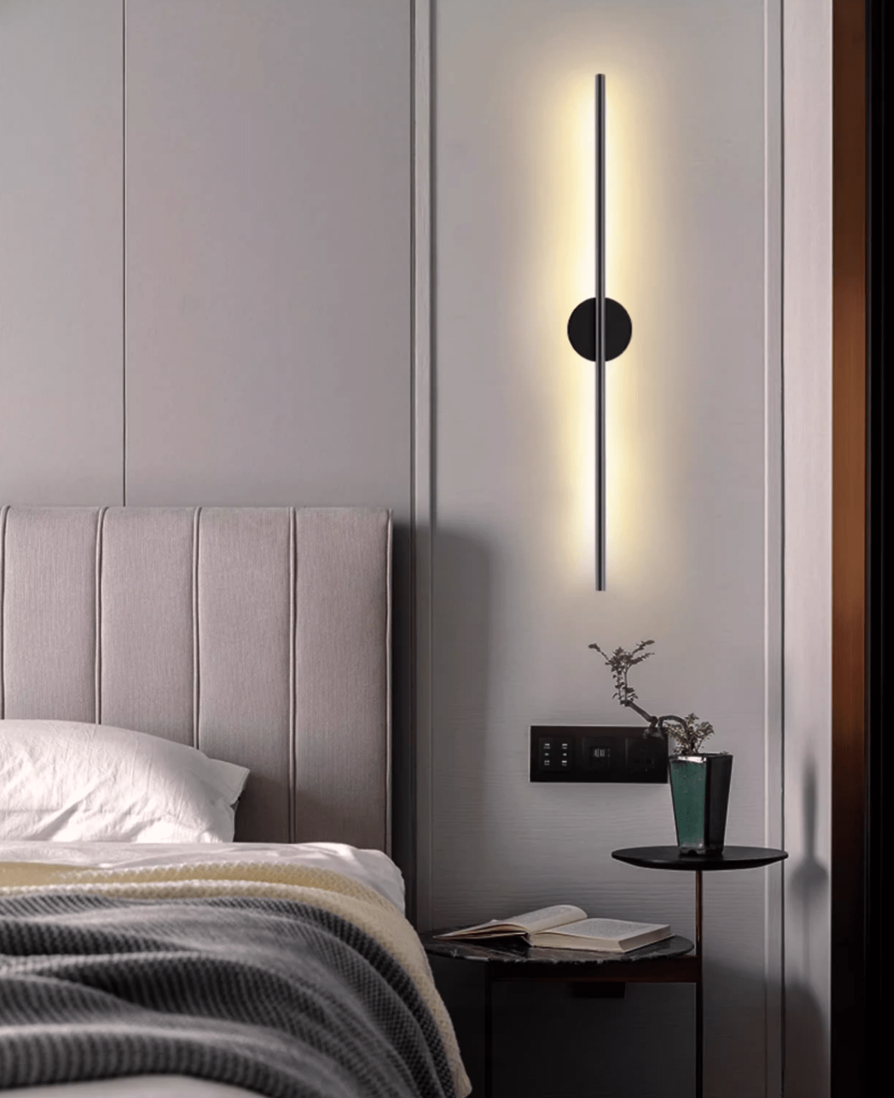Nomk Black Line Rechargeable Wall Lamp