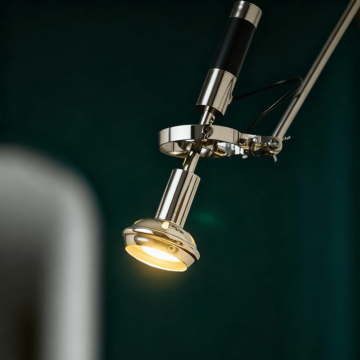 Gemn Edge Wall Lamp