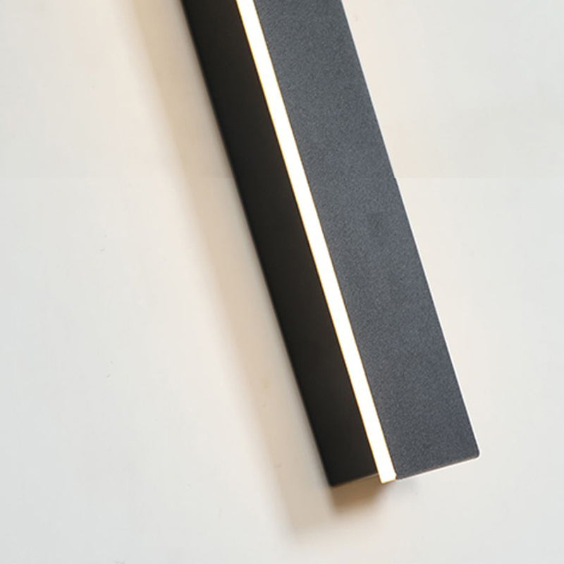 Silex Linear Outdoor Wall Lamp - Neutral Decor
