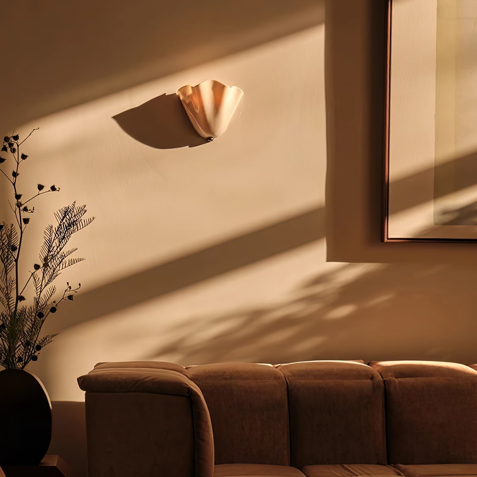 Remy Wall Lamp Soft Curves
