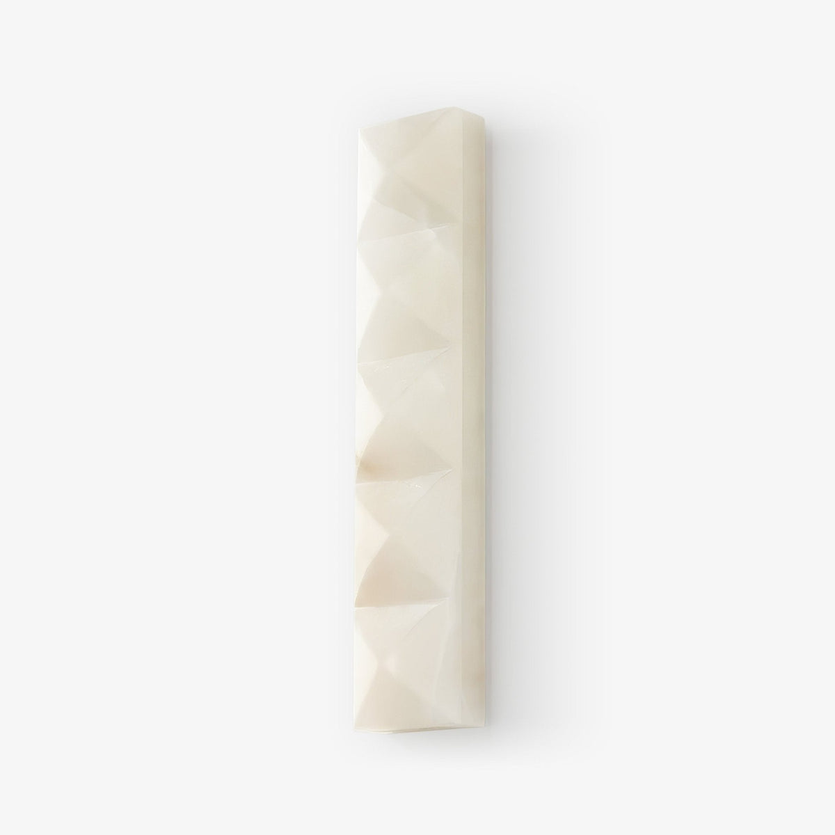 Nivanine Modern Alabaster Wall Light