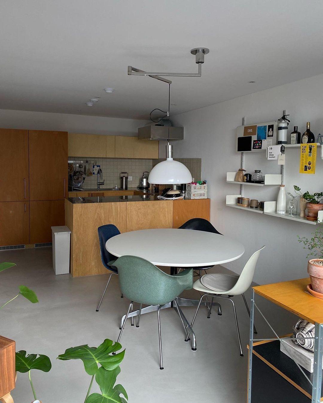 Lyshae Modern Minimalist Nordic Glass Pendant Light