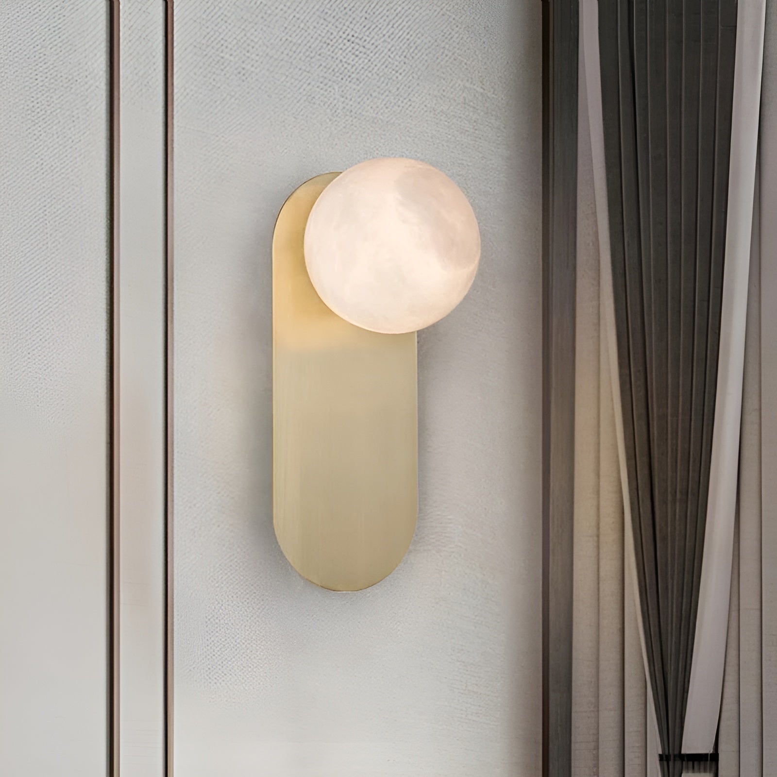 Cuzorion Alabaster Wall Light