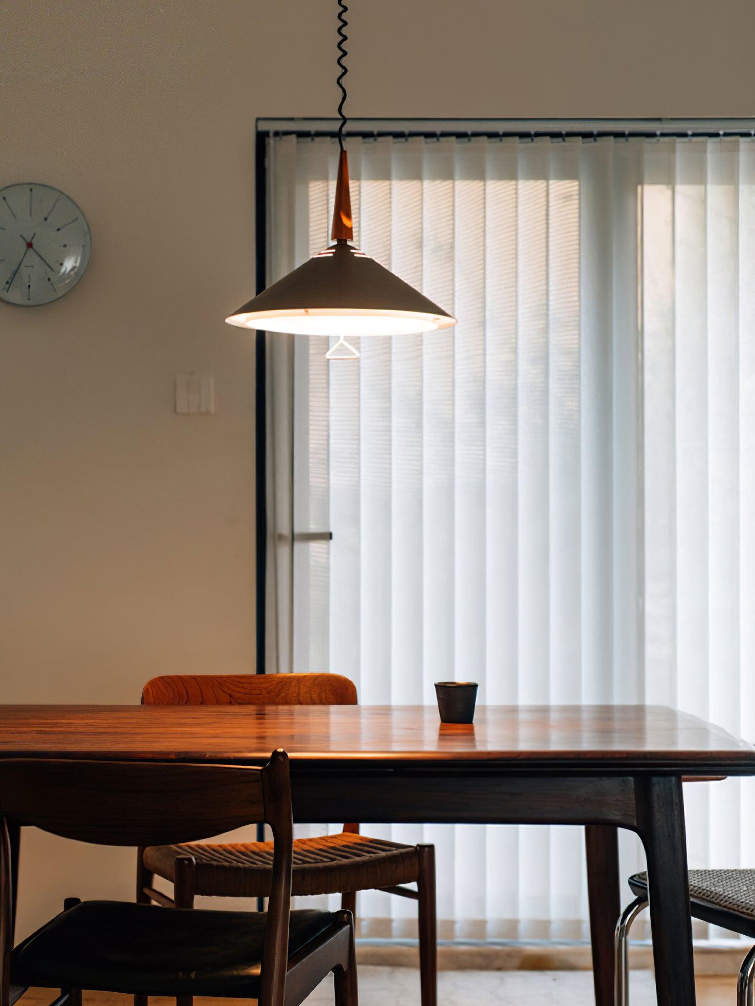 Jolvin Modern Minimalist Retro Pendant Lamp