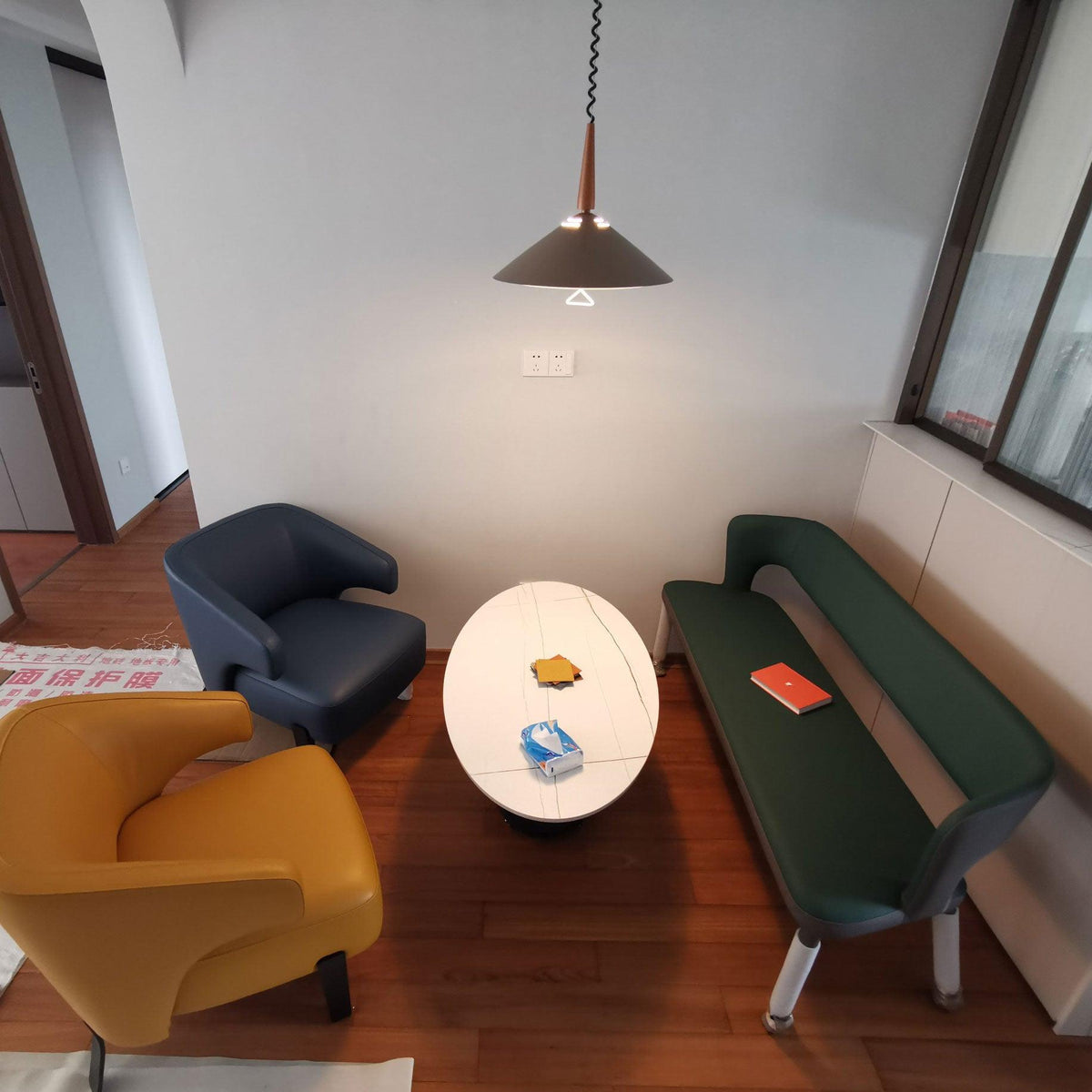 Jolvin Modern Minimalist Retro Pendant Lamp