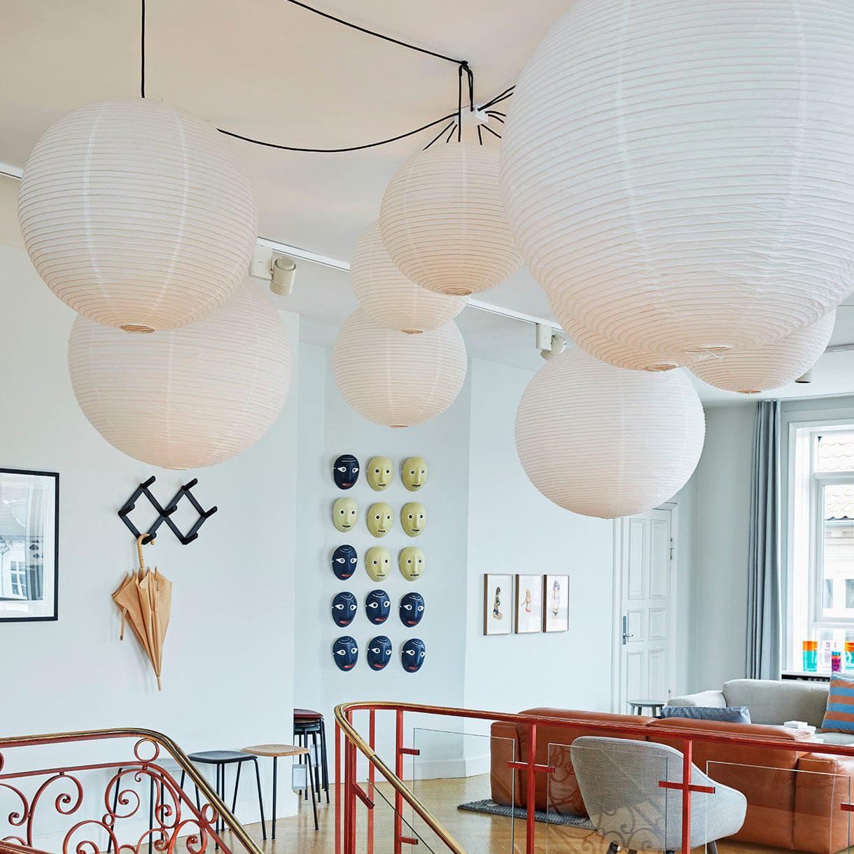 Beauwell Paper Globe White Plug Wire Pendant Light