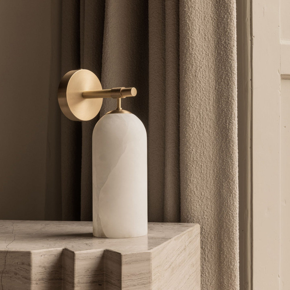 Delaborne Pillar Alabaster Indoor Wall Light