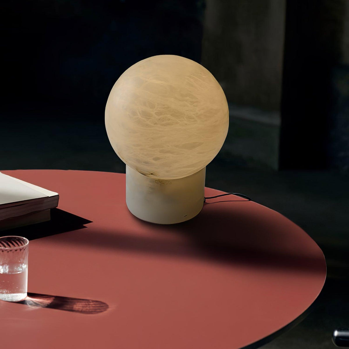Albiniella Modern Alabaster Table Lamp