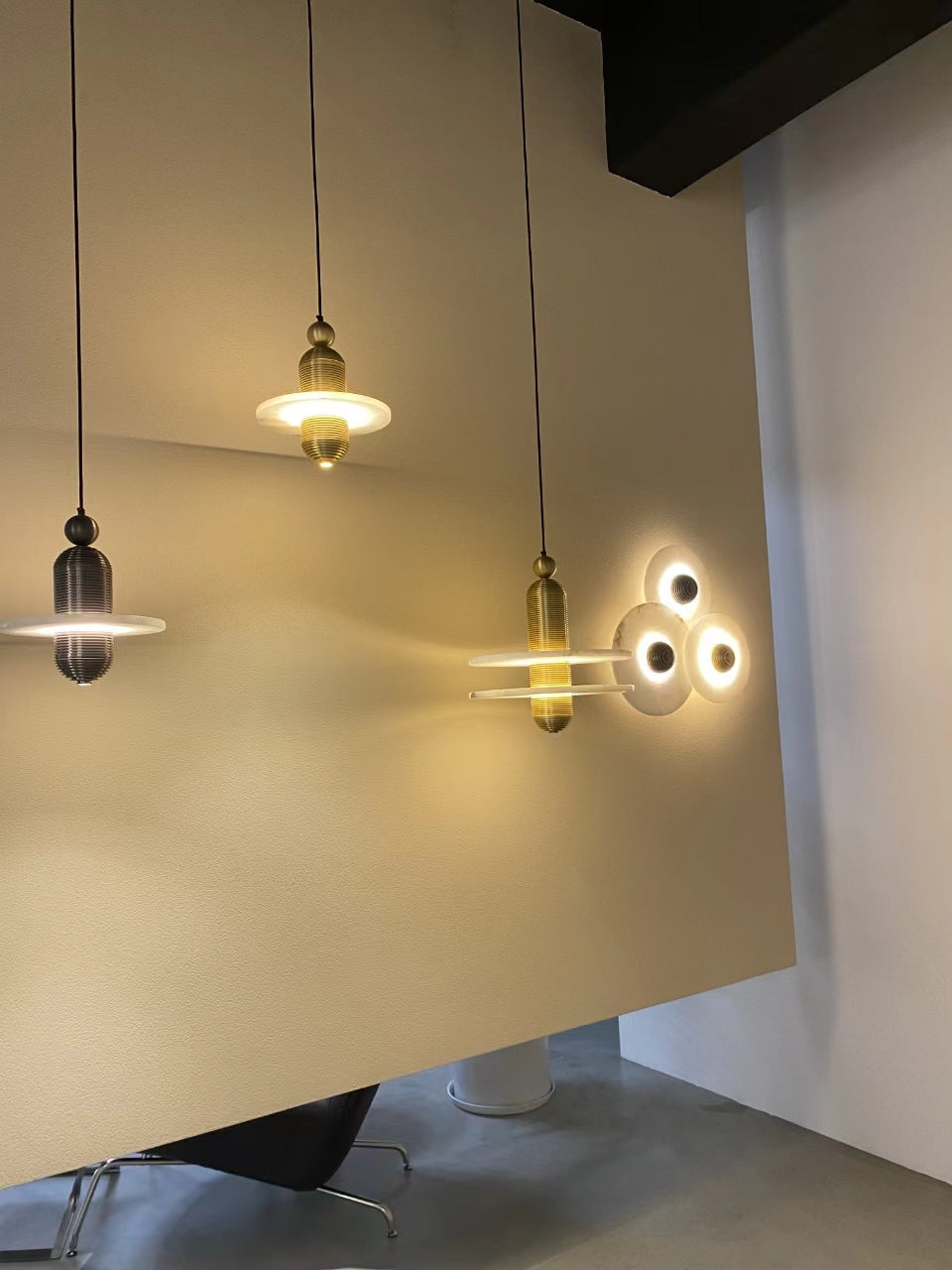 Ildvuvye Individual Creativity Comet Pendant Lamp