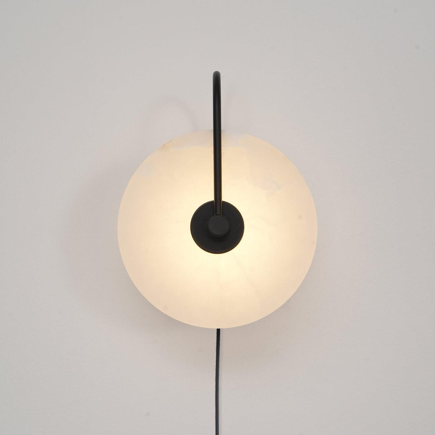 Ceraeyra Alabaster Globe Wall Light - Neutral Decor