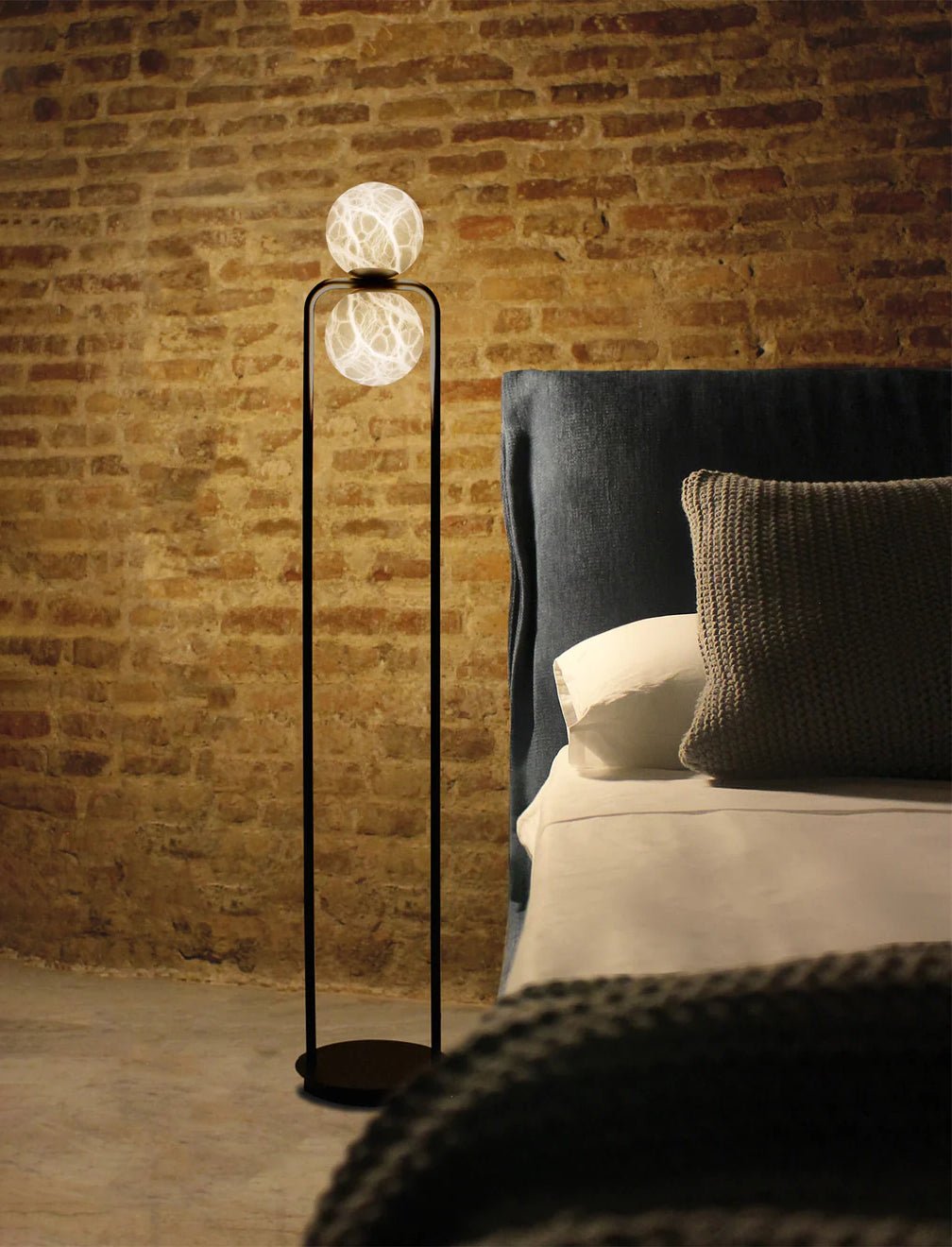 Callista Minimalist Alabaster Floor Lamp