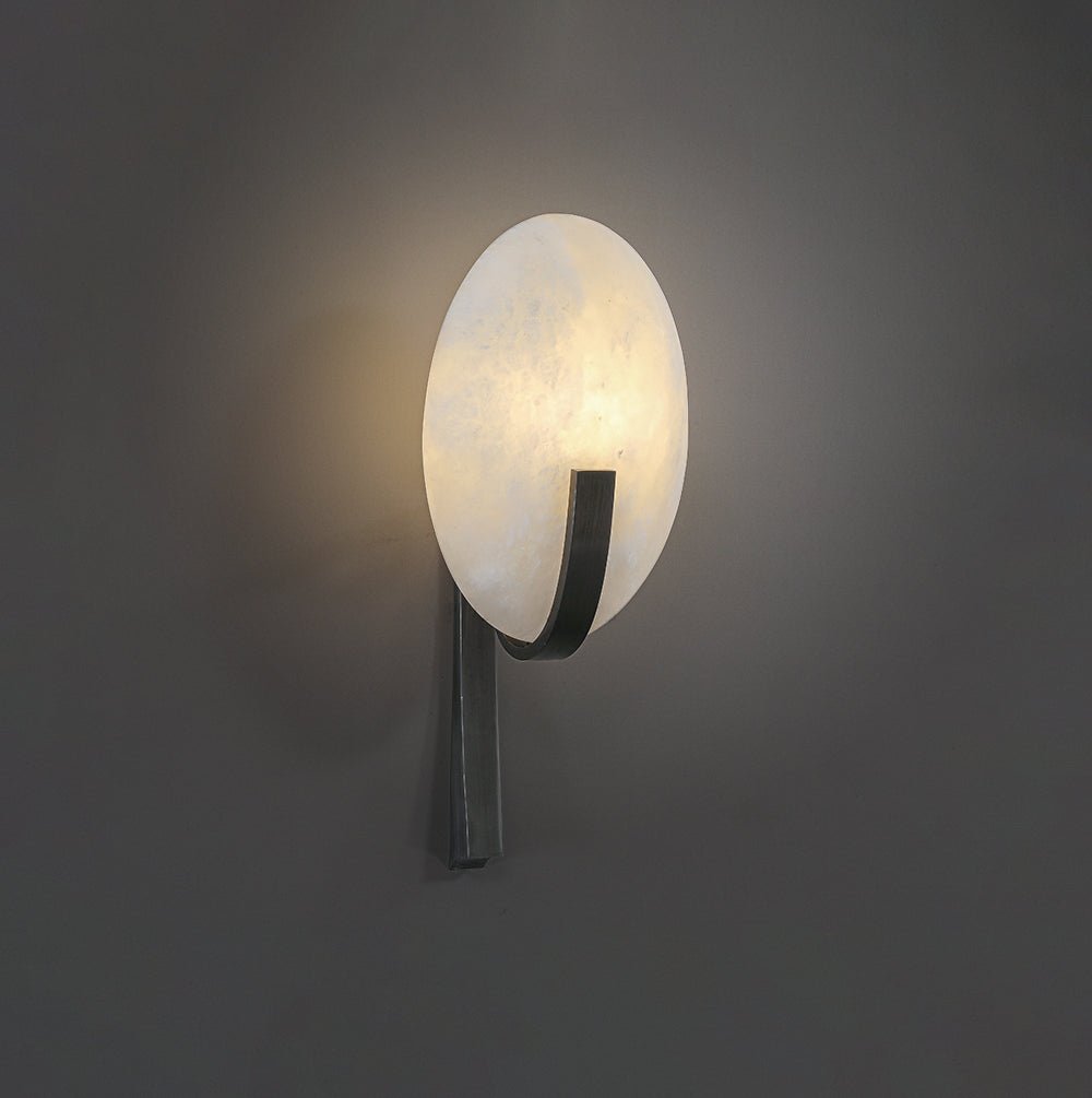 Nivaeria Modern Alabaster Wall Lamp