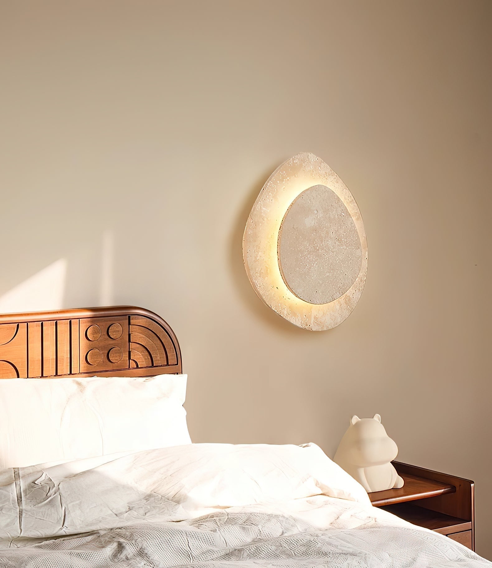 Yrvuvyn Individual Creativity Travertine Wall Lamp