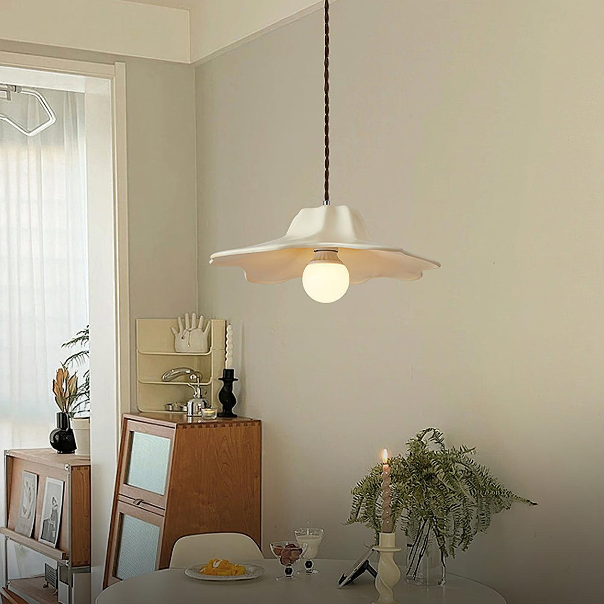 Nyrosis Resin Cozy Pendant Lamp