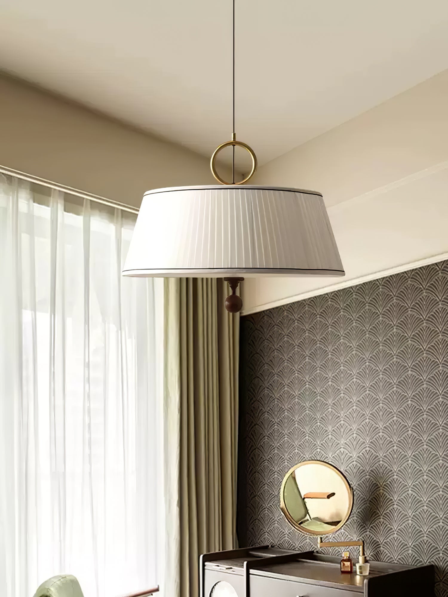 Quvlen Traditional Natural Wood Fabric Pendant Lamp