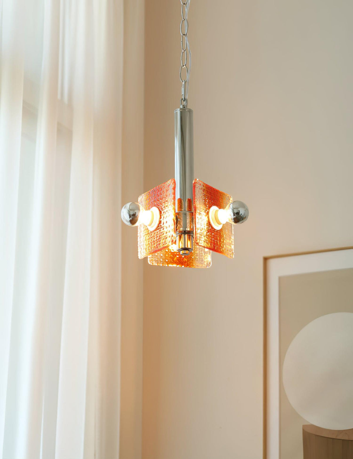 Vesk Glass Elegant Pendant Light