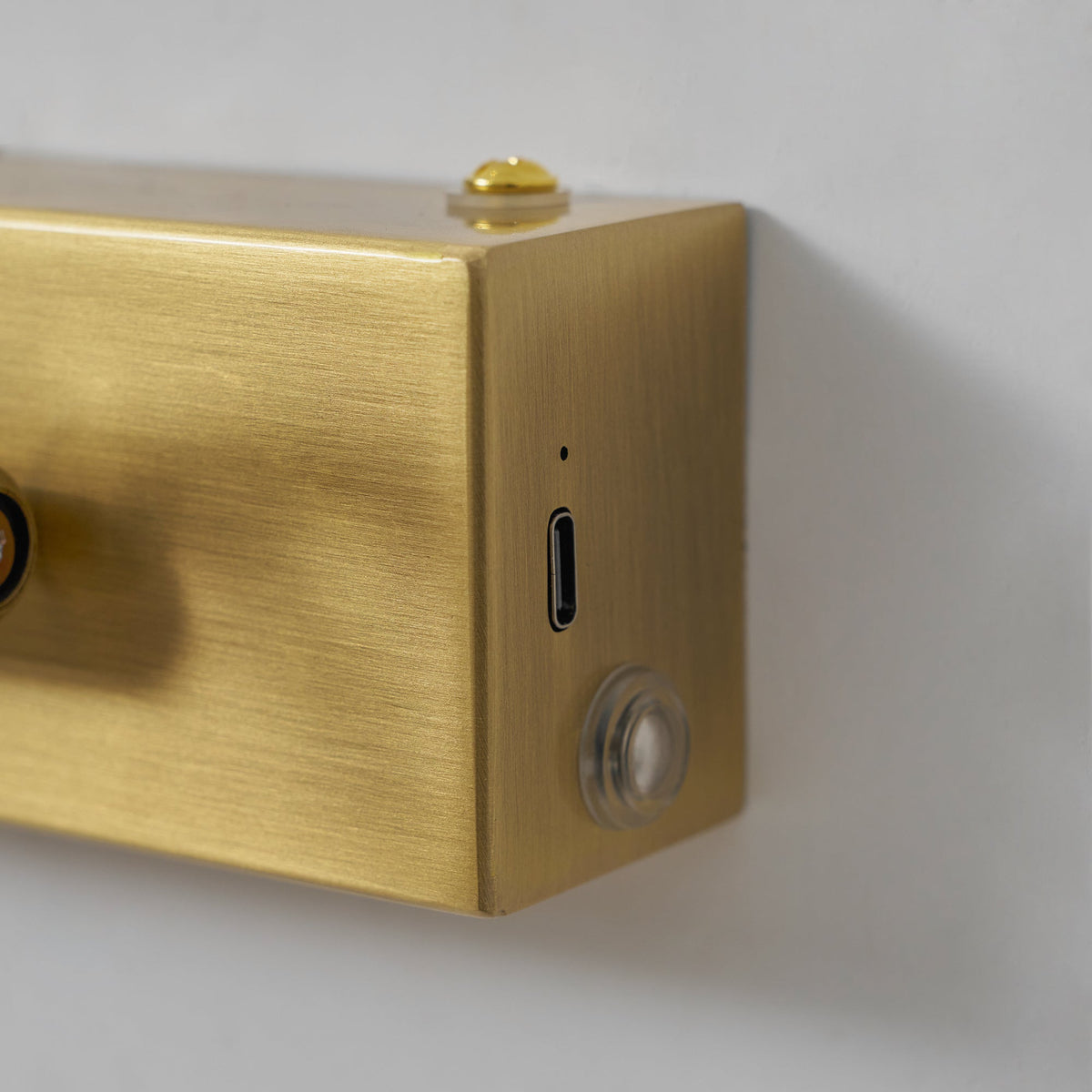 Curelian Vanity Plug-in Wall Light