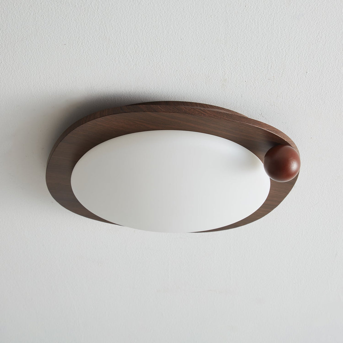 Saglen Premium Nordic Art Ceiling Light