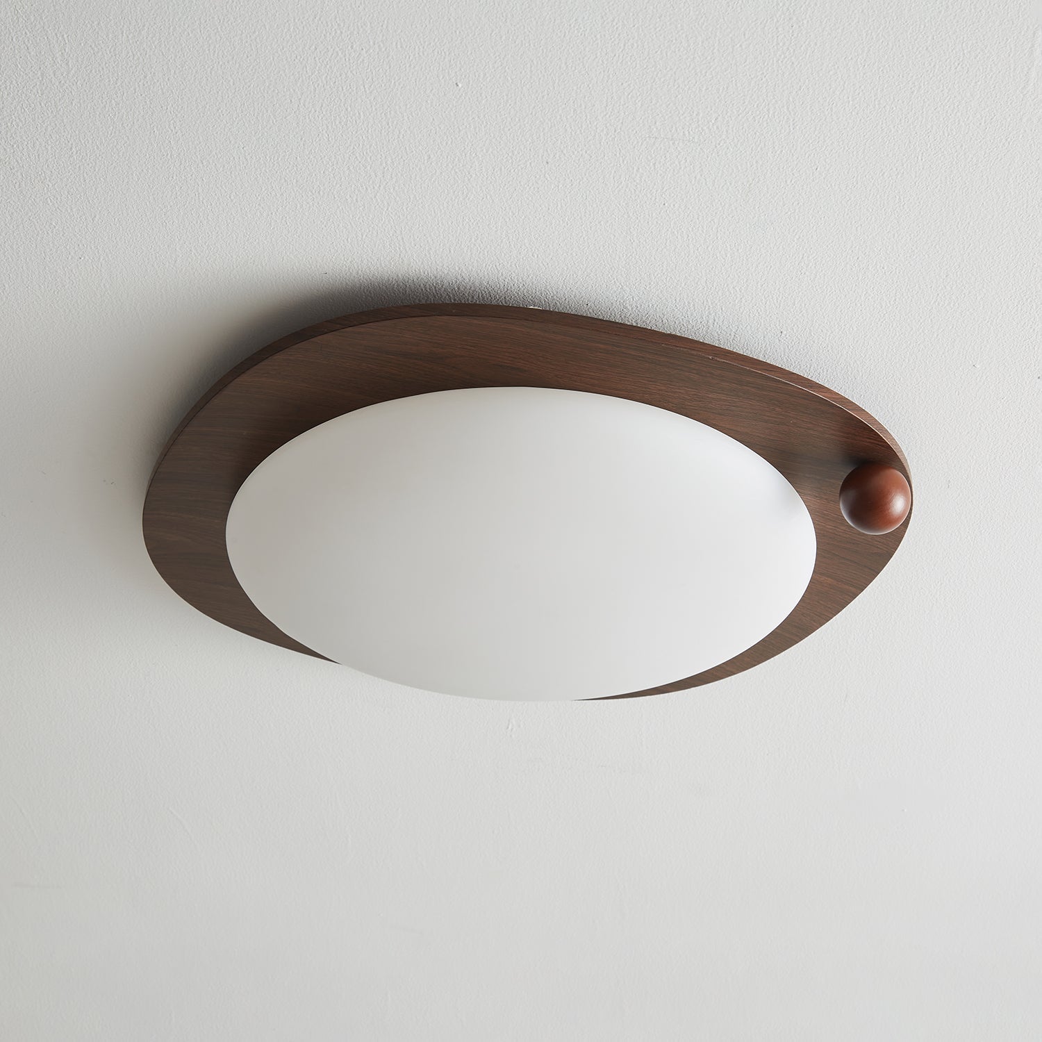 Saglen Premium Nordic Art Ceiling Light