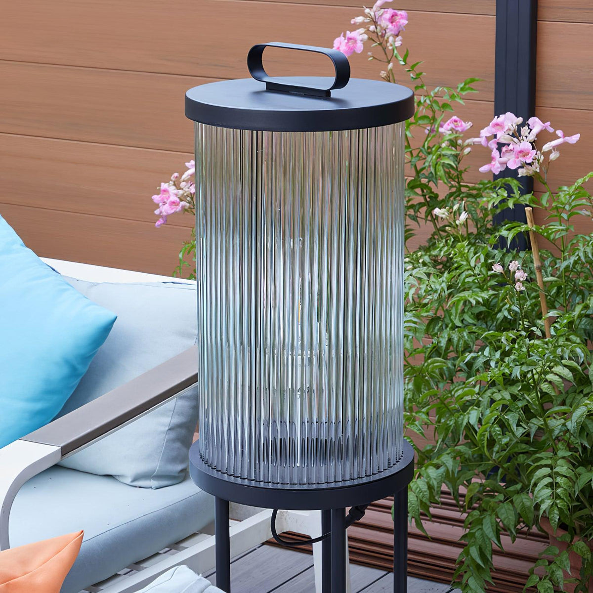 Niri Steel Acrylic Minimalist Floor Lamp