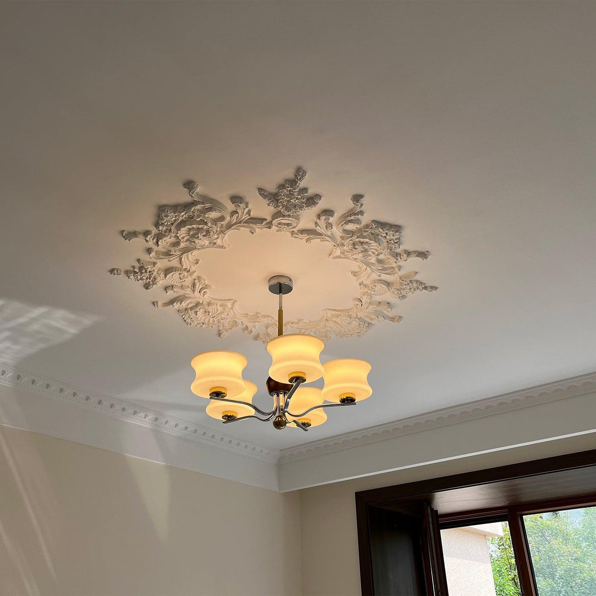 Lioralelle Elegant Glass Chandelier