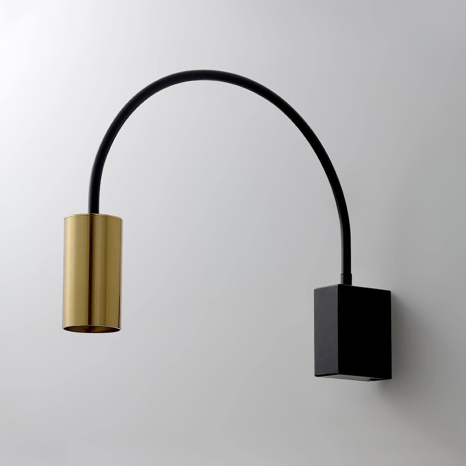 Noviq Contemporary Wall Lamp