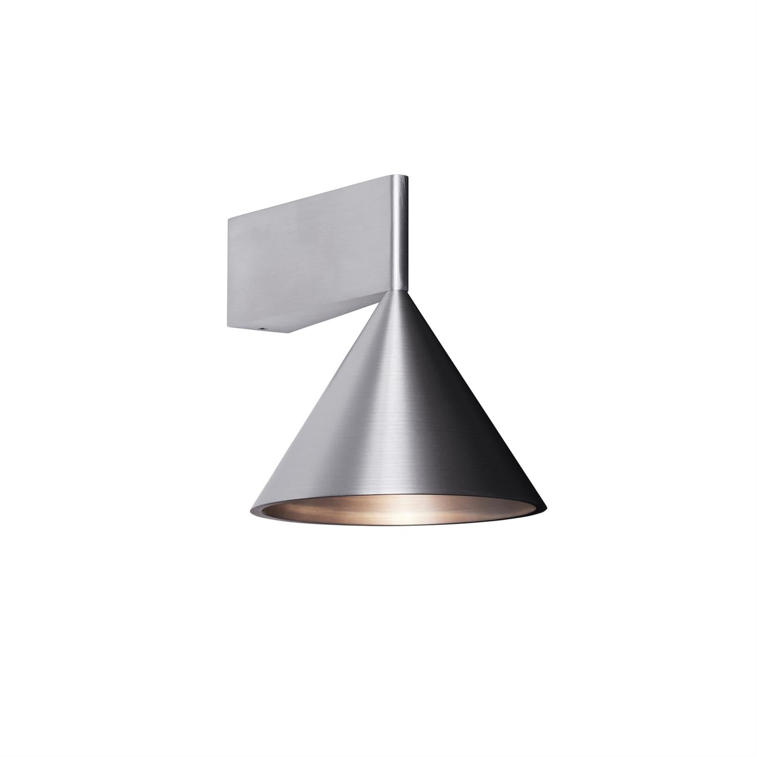 Rivarise Veyr Wall Lamp