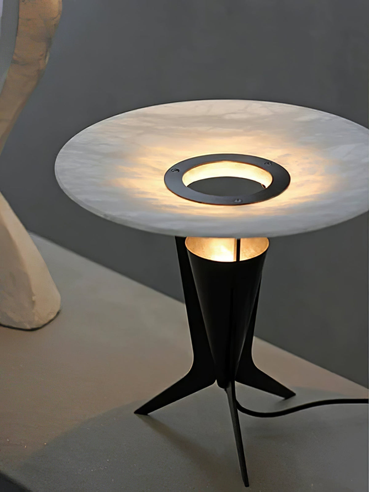 Eurtalus Alabaster Top Table Lamp