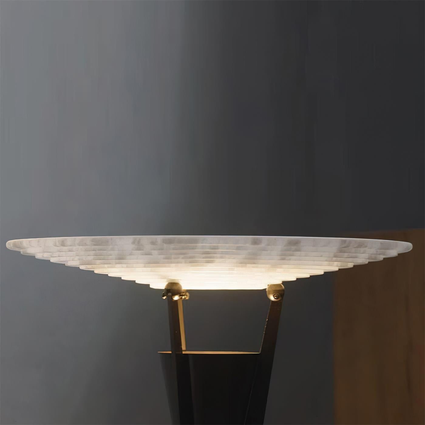 Eurtalus Alabaster Top Table Lamp
