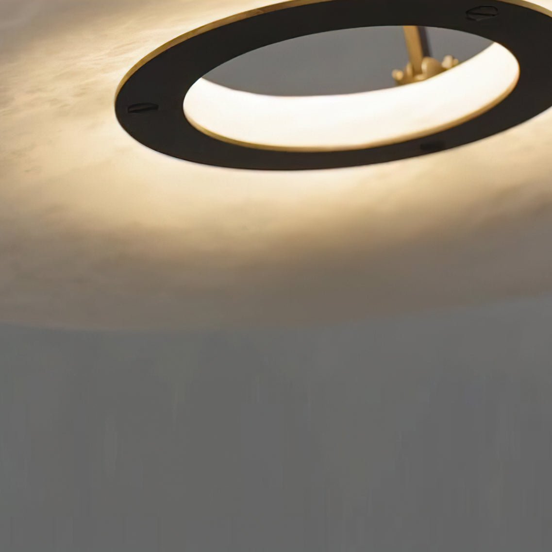 Eurtalus Alabaster Top Table Lamp