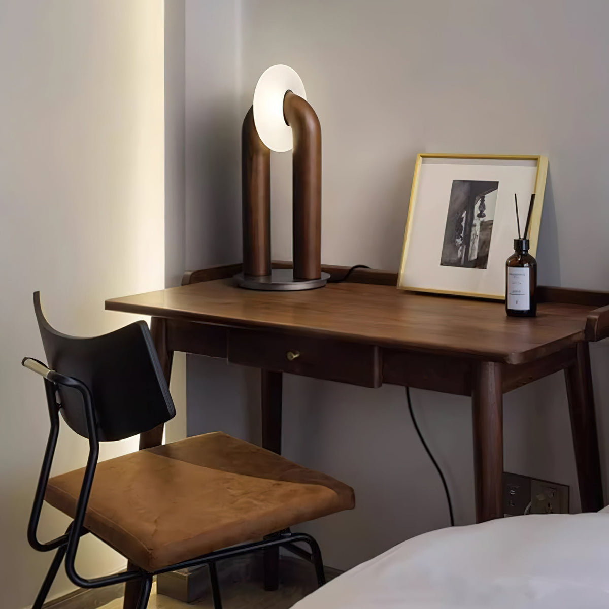 Raelix Wood Vintage Table Lamp