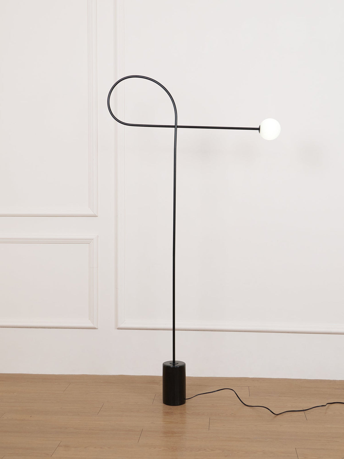 Zanoril Sculptural Floor Lamp