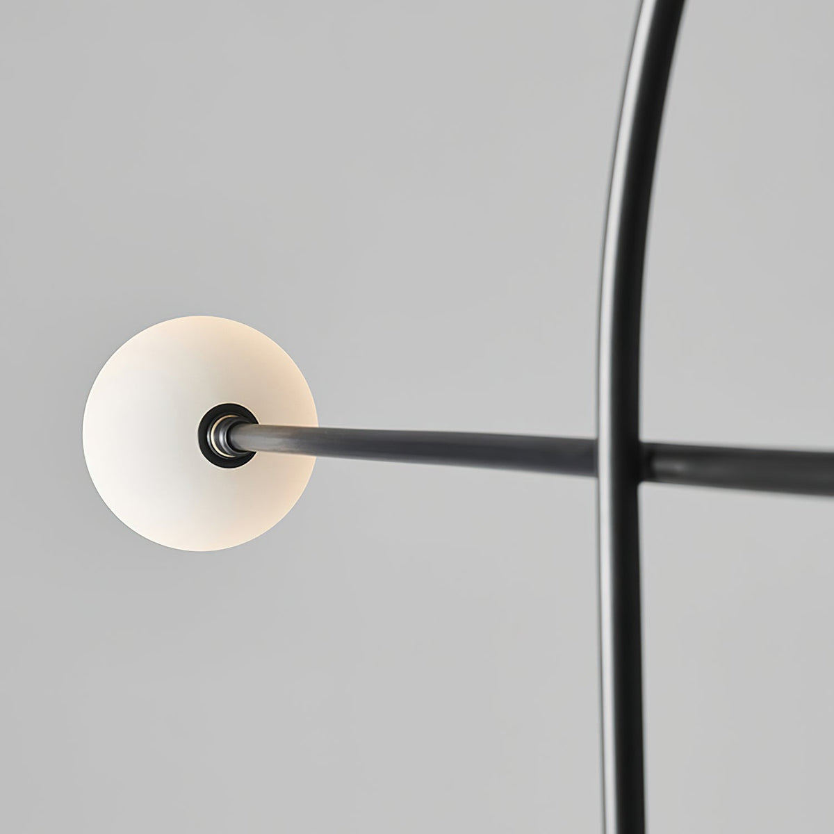 Zanoril Sculptural Floor Lamp