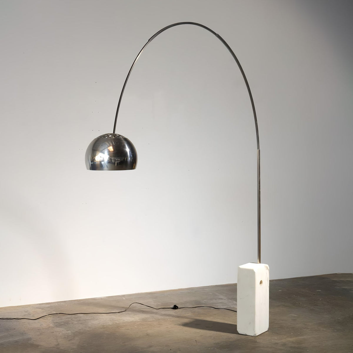 Alevra Steel Marble Floor Lamp