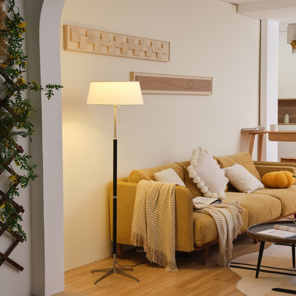 Seliviella Modern Floor Lamp