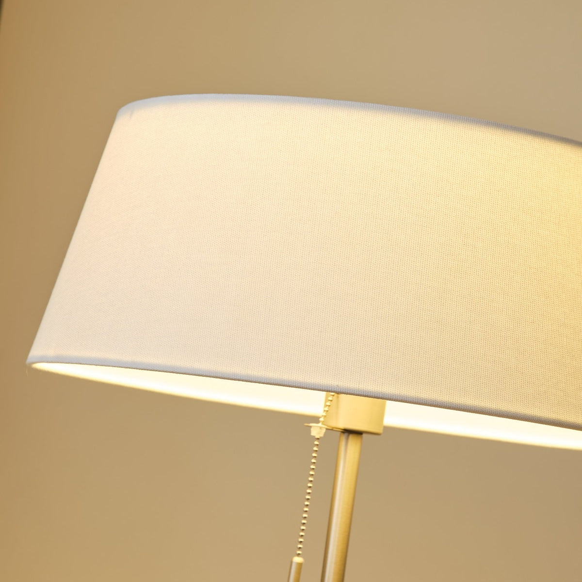 Seliviella Modern Floor Lamp