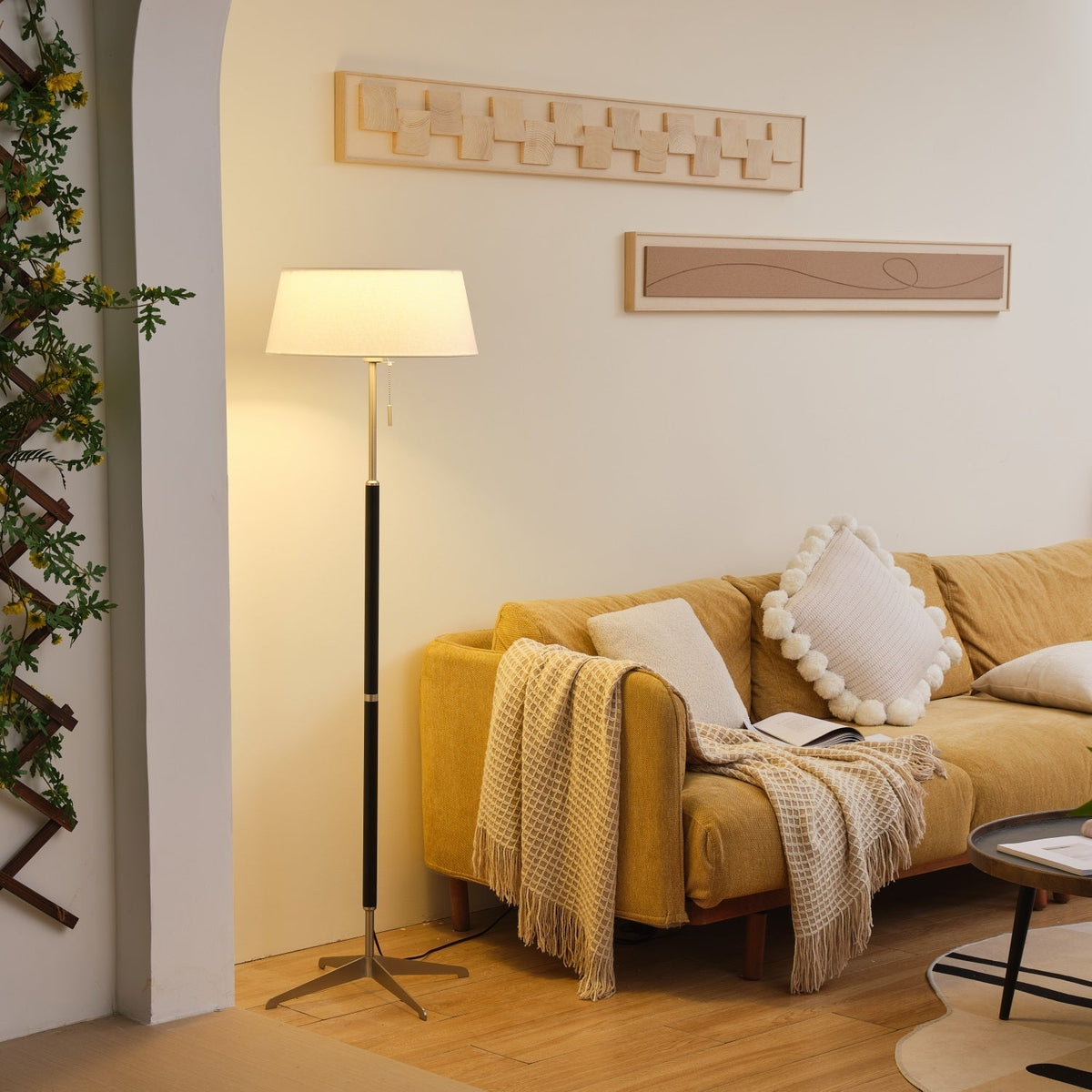 Seliviella Modern Floor Lamp
