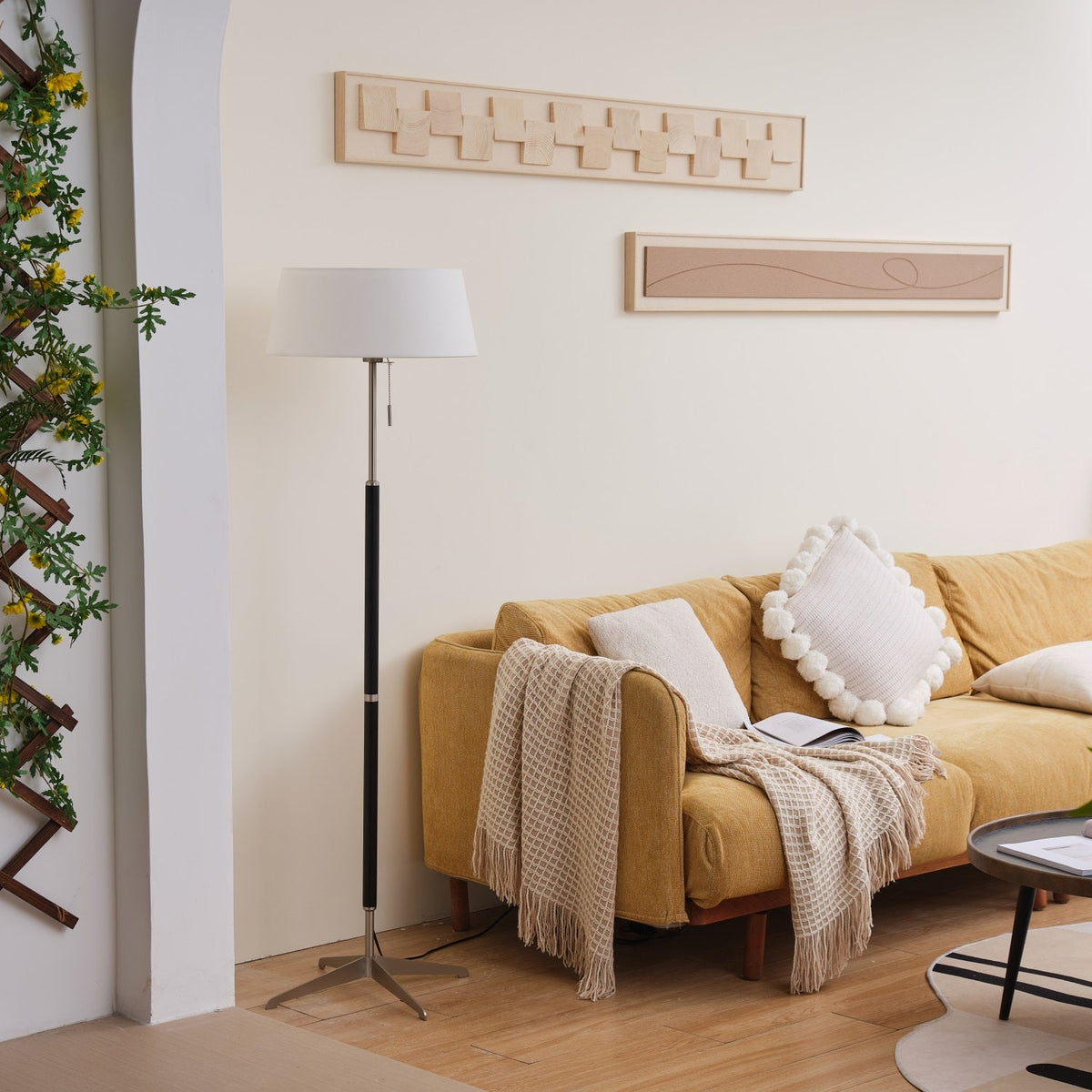 Seliviella Modern Floor Lamp