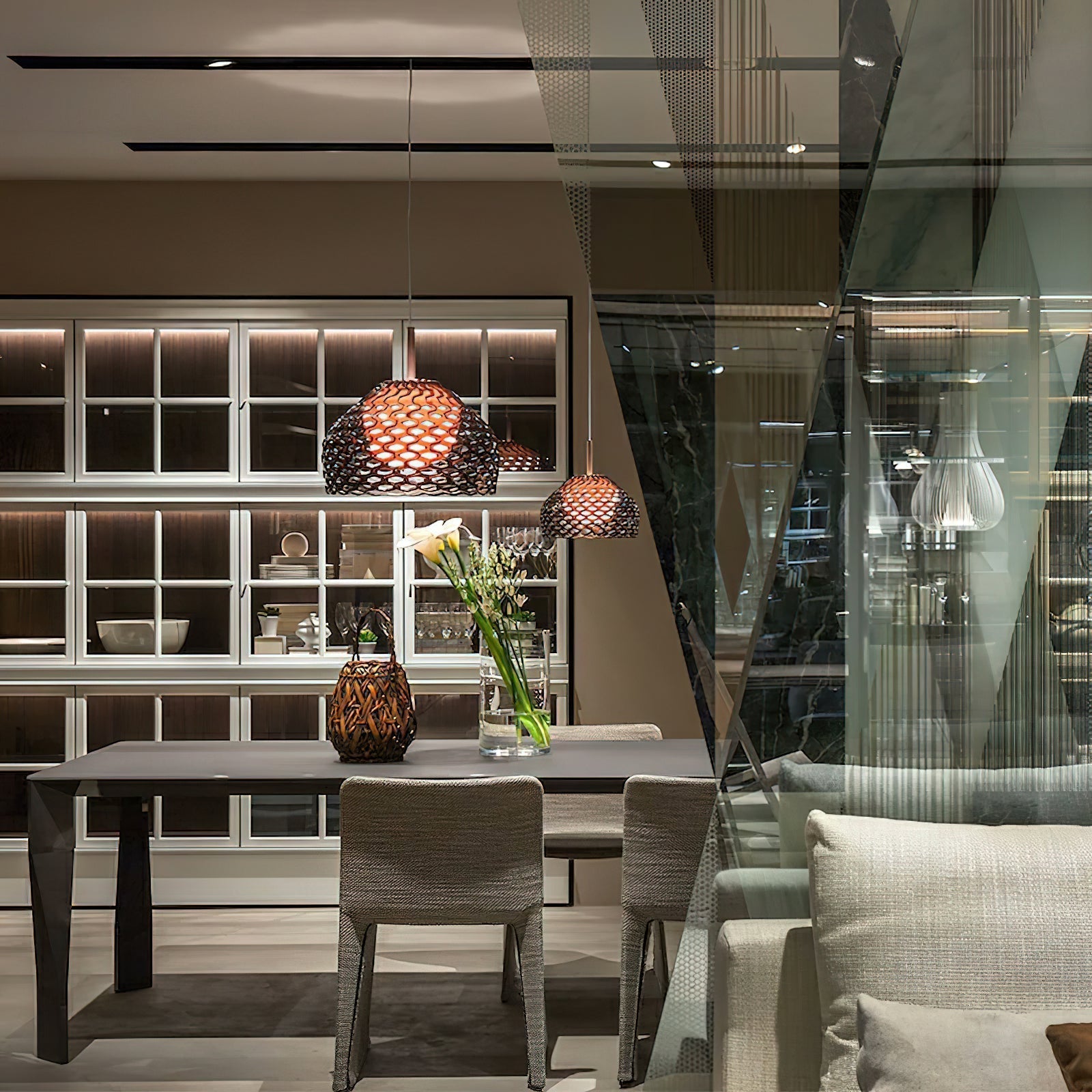 Ilsolion Individual Creativity Plastic Pendant Lamp