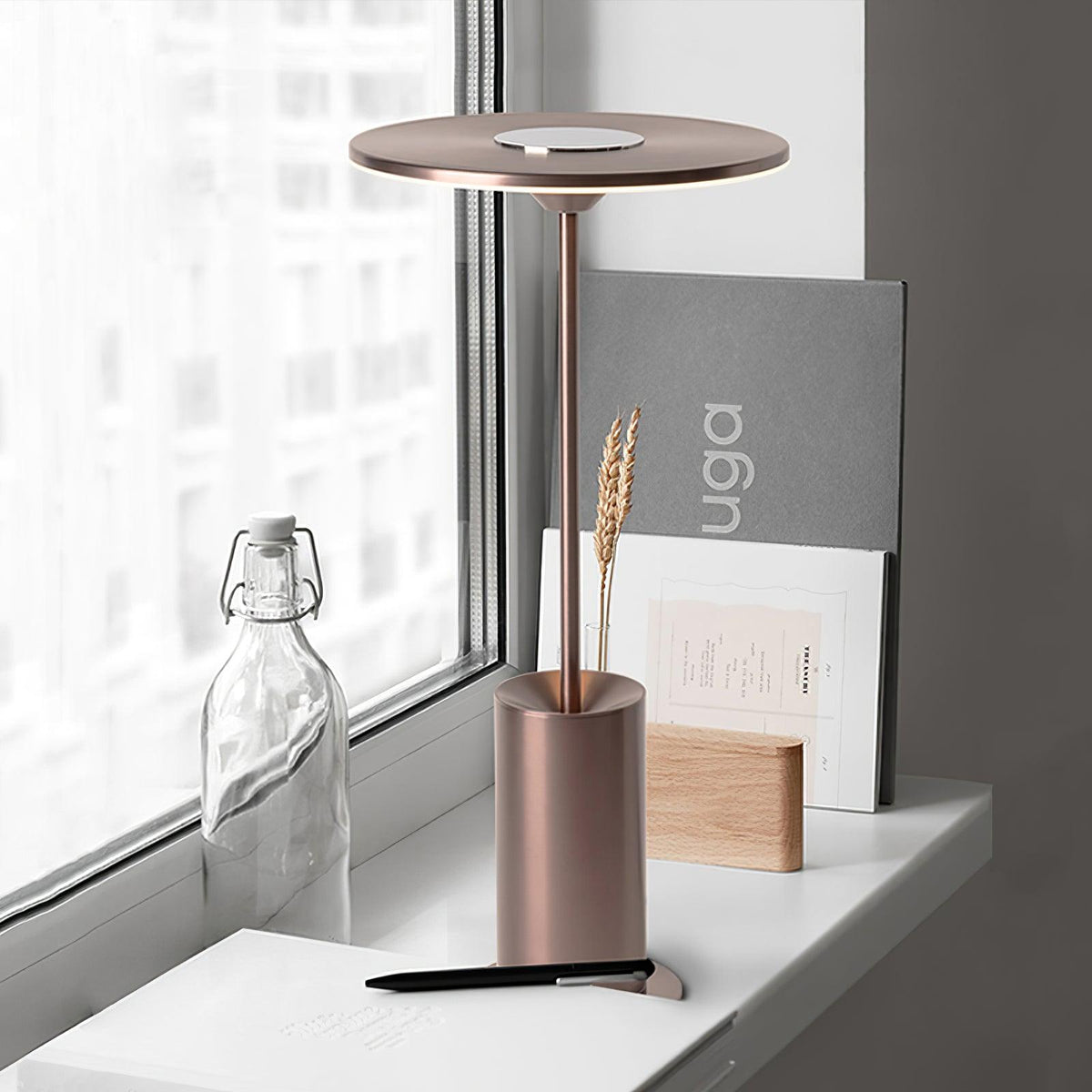 Feralielle Steel Minimalist Table Lamp