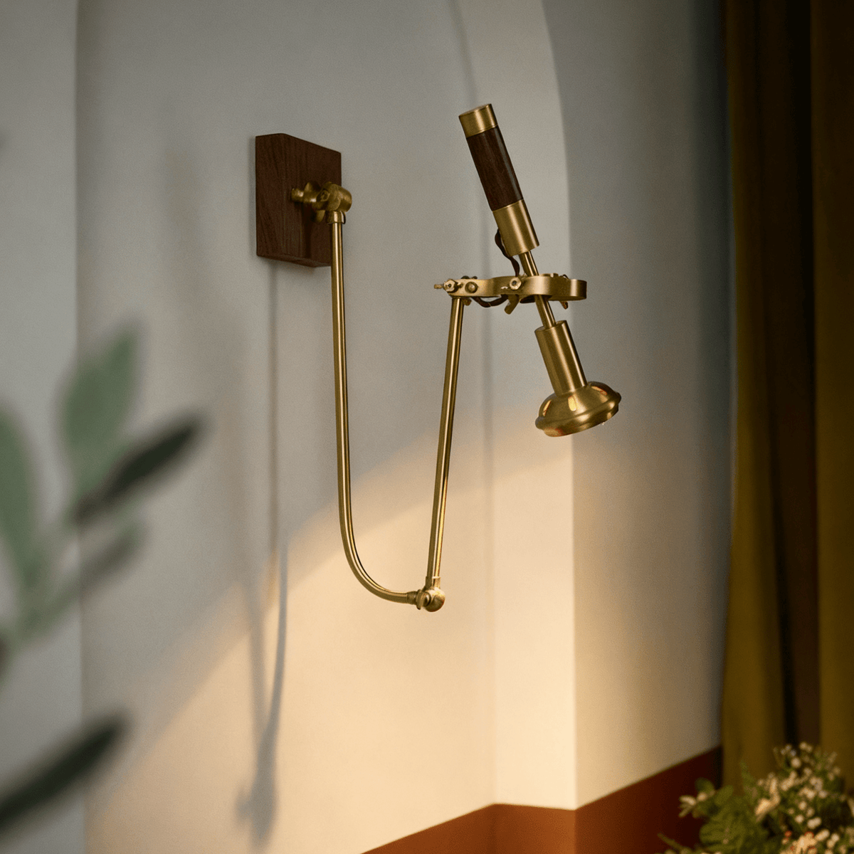 Caliise Wall Light